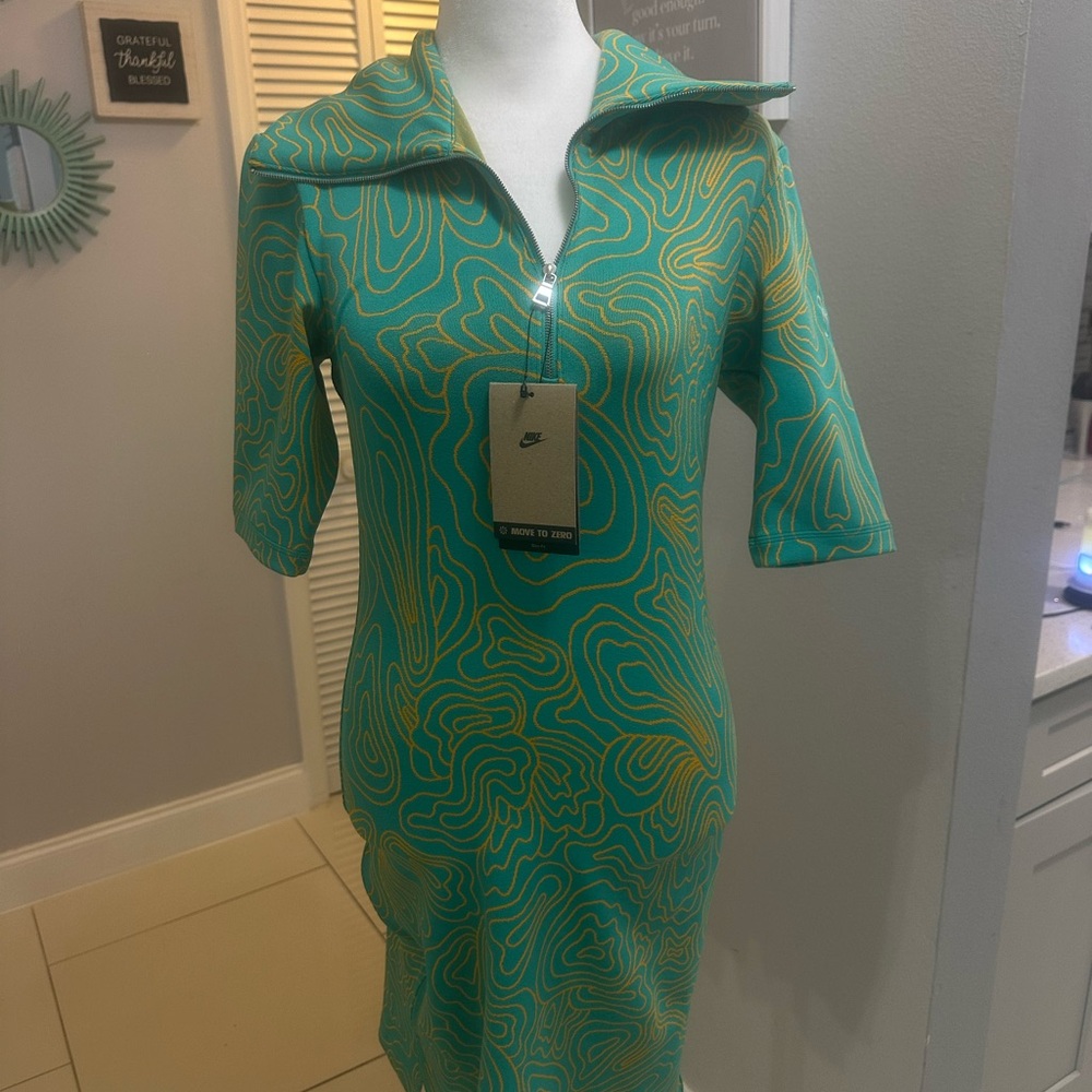 Nike teal and yellow dress new with tags